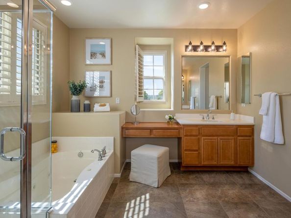 1185 Parkview Drive, Oceanside CA 92057