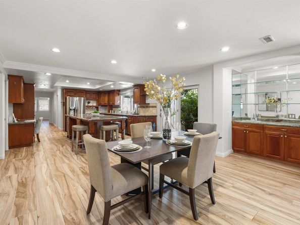 15696 Oakstand Road, Poway CA 92064