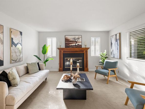 15696 Oakstand Road, Poway CA 92064
