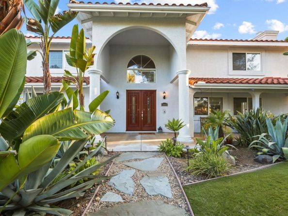 15696 Oakstand Road, Poway CA 92064