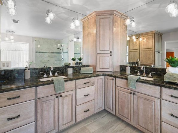 15696 Oakstand Road, Poway CA 92064