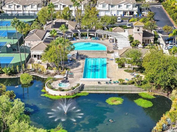 18812 Caminito Cantilena 124, San Diego CA 92128