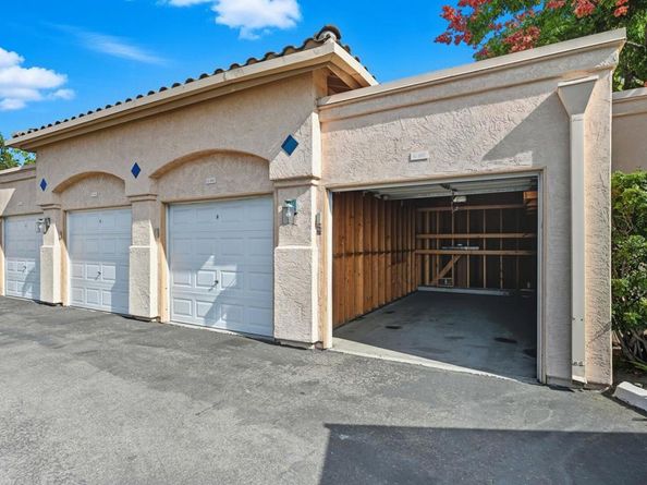 18812 Caminito Cantilena 124, San Diego CA 92128