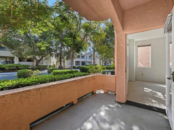 18812 Caminito Cantilena 124, San Diego CA 92128