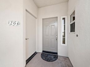 2707 Lake Pointe Dr 204, Spring Valley CA 91977