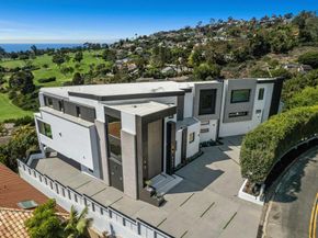 6627 Muirlands Dr, La Jolla CA 92037