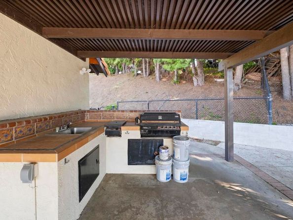 917 Gretna Green Way, Escondido CA 92025