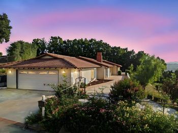 917 Gretna Green Way