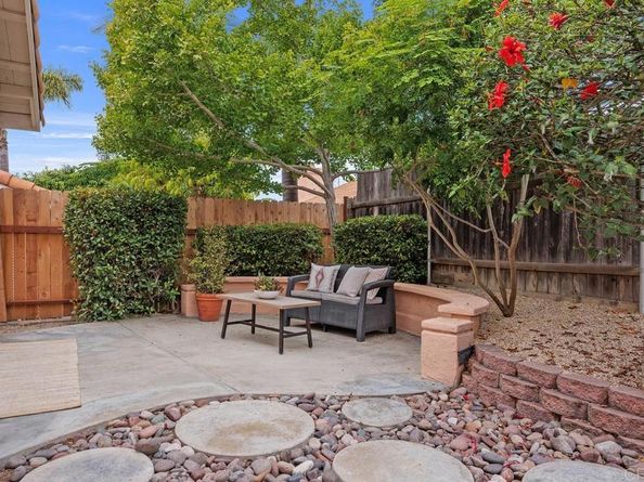 2188 Anda Lucia Way, Oceanside CA 92056