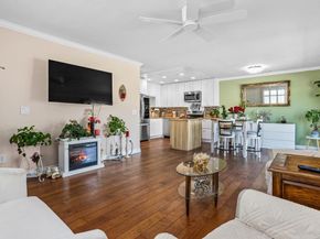 204 Summerside Lane, Encinitas CA 92024