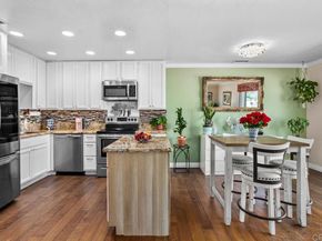 204 Summerside Lane, Encinitas CA 92024