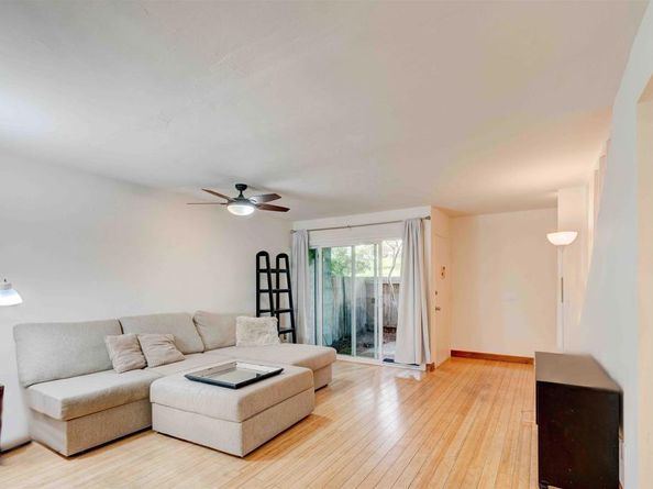 802 Regal Road 4M, Encinitas CA 92024