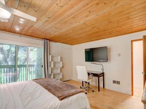 802 Regal Road 4M, Encinitas CA 92024