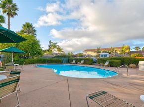 802 Regal Road 4M, Encinitas CA 92024
