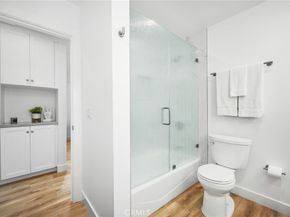 205 42nd Street, Newport Beach CA 92663