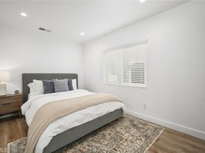 205 42nd Street, Newport Beach CA 92663