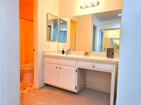 2330 Vanguard F102, Costa Mesa CA 92626