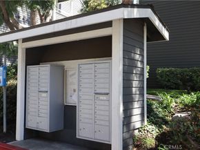 2330 Vanguard F102, Costa Mesa CA 92626