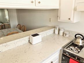 2330 Vanguard F102, Costa Mesa CA 92626