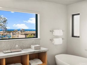 2212 Cliff Drive, Newport Beach CA 92663