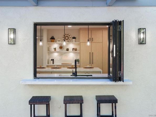 3326 Fosca St, Carlsbad CA 92009