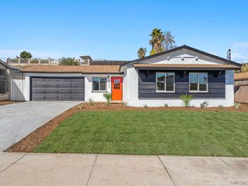 8826 Greenridge Ave