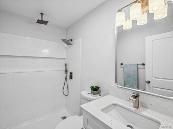 8826 Greenridge Ave, Spring Valley CA 91977