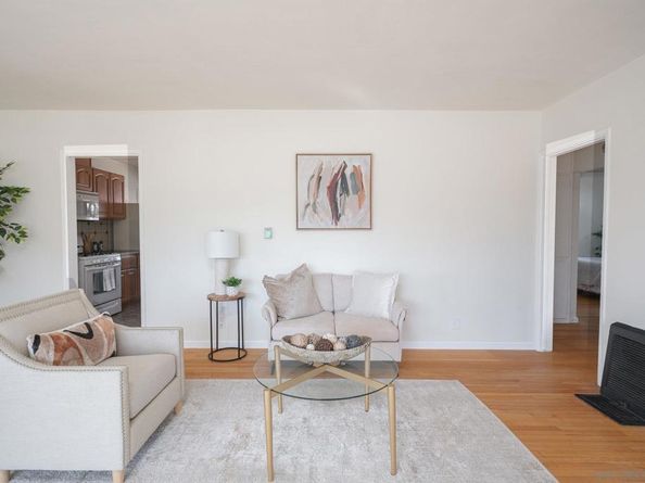 228 E 15th Ave, Escondido CA 92025