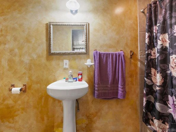 228 E 15th Ave, Escondido CA 92025