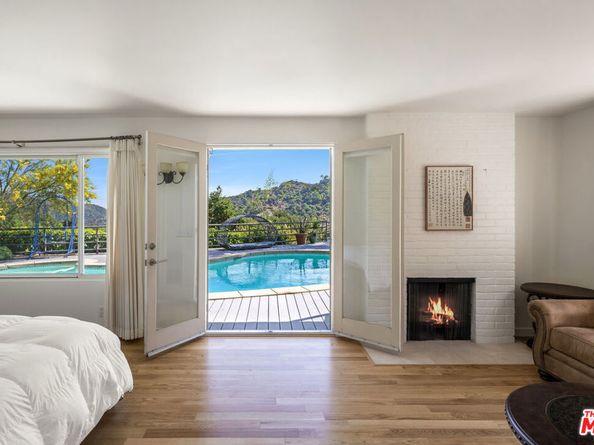 2870 Benedict Canyon Drive, Beverly Hills CA 90210