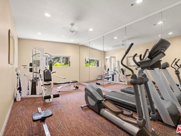 222 7th Street 311, Santa Monica CA 90402