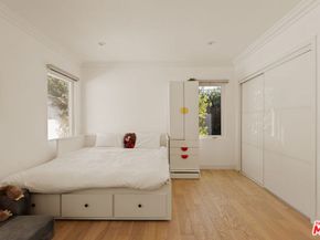 6448 Peach Avenue, Van Nuys CA 91406