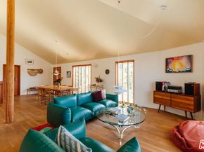 3462 Descanso Drive, Los Angeles CA 90026