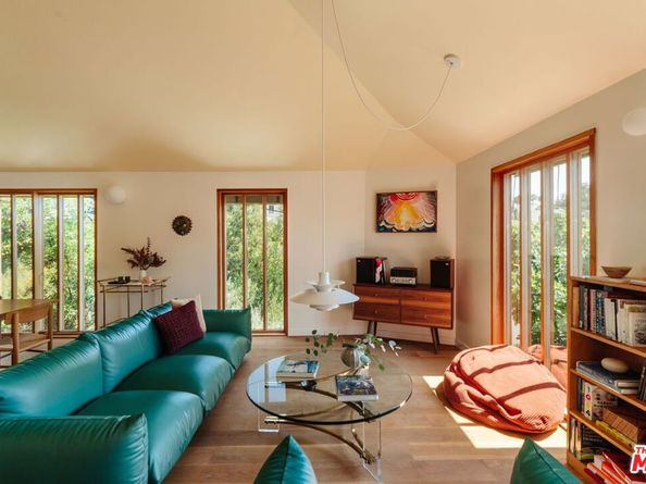 3462 Descanso Drive, Los Angeles CA 90026