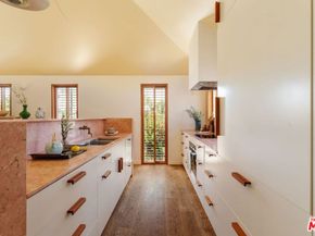 3462 Descanso Drive, Los Angeles CA 90026