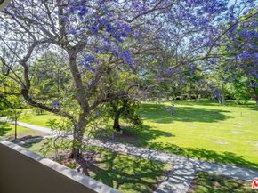 5467 Village, Los Angeles CA 90016