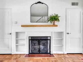 5467 Village, Los Angeles CA 90016