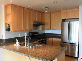 3061 W 12th Place 308, Los Angeles CA 90006