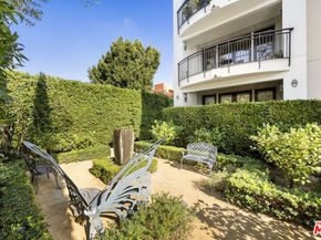 441 S Barrington Avenue 311, Los Angeles CA 90049