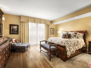 441 S Barrington Avenue 311, Los Angeles CA 90049