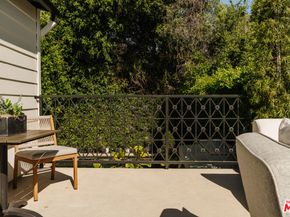 1130 Sierra Alta Way, Los Angeles CA 90069