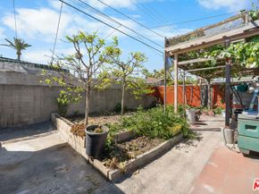 3941 2nd Avenue, Los Angeles CA 90008