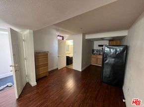 3941 2nd Avenue, Los Angeles CA 90008