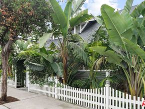 2704 3rd Street, Santa Monica CA 90405
