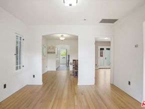 1813 Effie, Los Angeles CA 90026