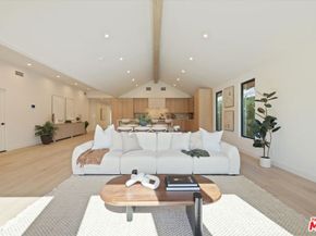 13949 Cumpston Street, Sherman Oaks CA 91401