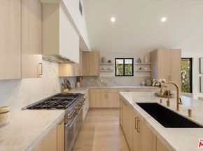 13949 Cumpston Street, Sherman Oaks CA 91401