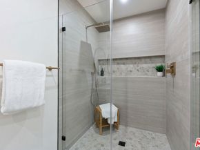 8915 Odessa Avenue, North Hills CA 91343