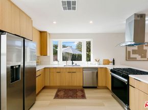 8915 Odessa Avenue, North Hills CA 91343