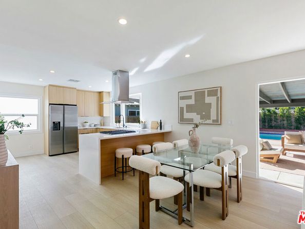 8915 Odessa Avenue, North Hills CA 91343